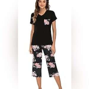 iChunhua Comfy Short Sleeve V-Neck Tops and Floral Print Wide Leg Pants Loose pj